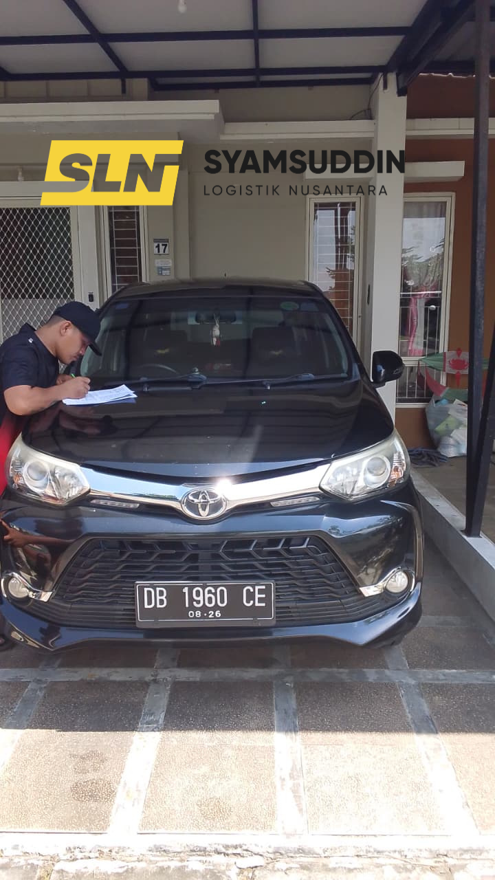 Proses Pengambilan Mobil Tujuan Kendari SLN Logistik